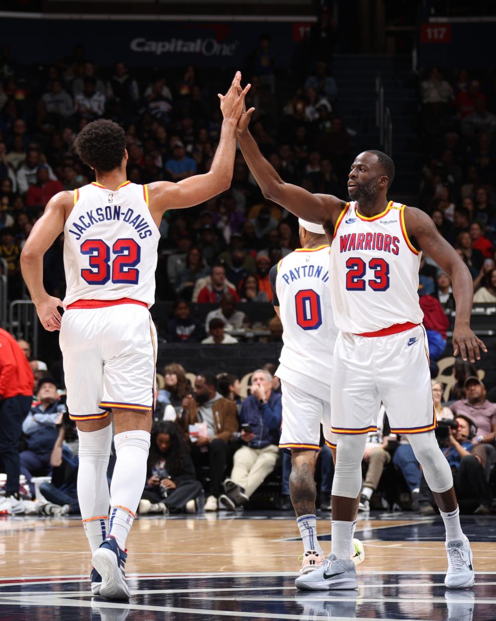 细报道于人 细报道于人