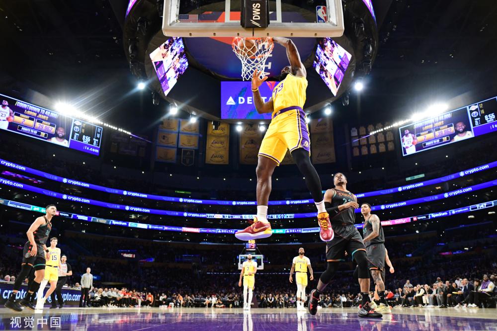 这场足球嘉年华有点“味道”2025-04-02.