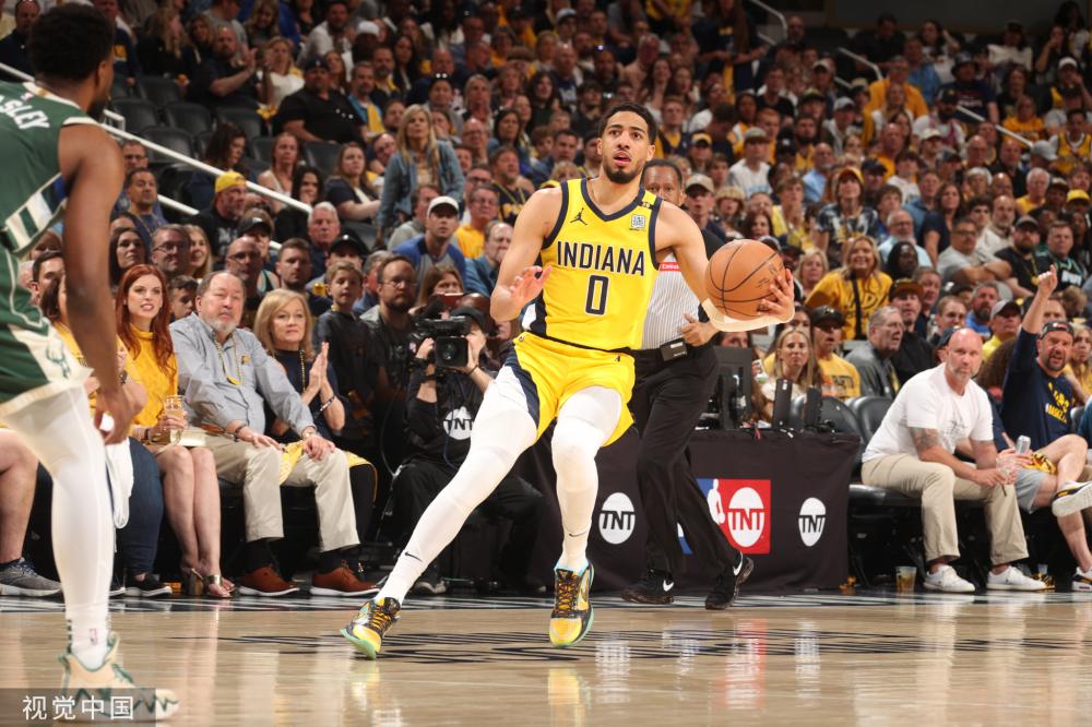 阵容精简的 阵容精简的