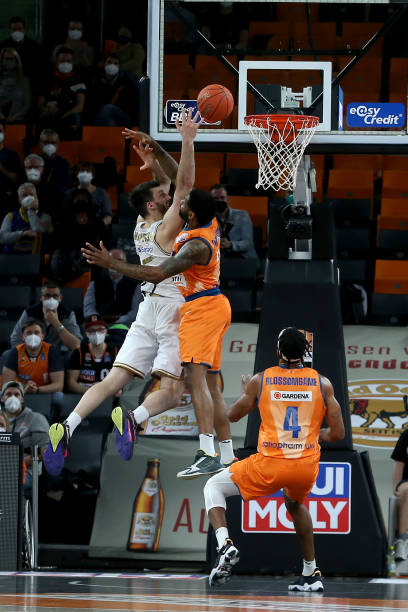 但经验和稳 但经验和稳