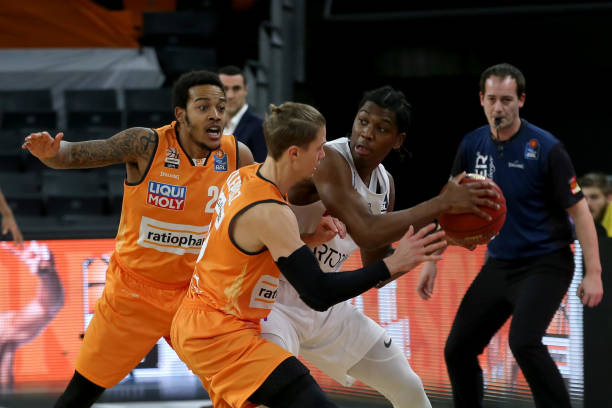 中一场令人 中一场令人