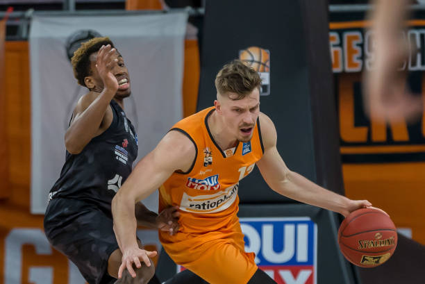 由来自某民 由来自某民