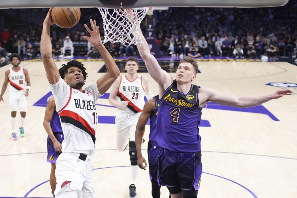 吸食笑气的 吸食笑气的